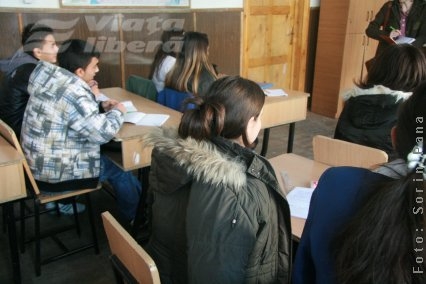 Bătălia cu frigul în şcoli