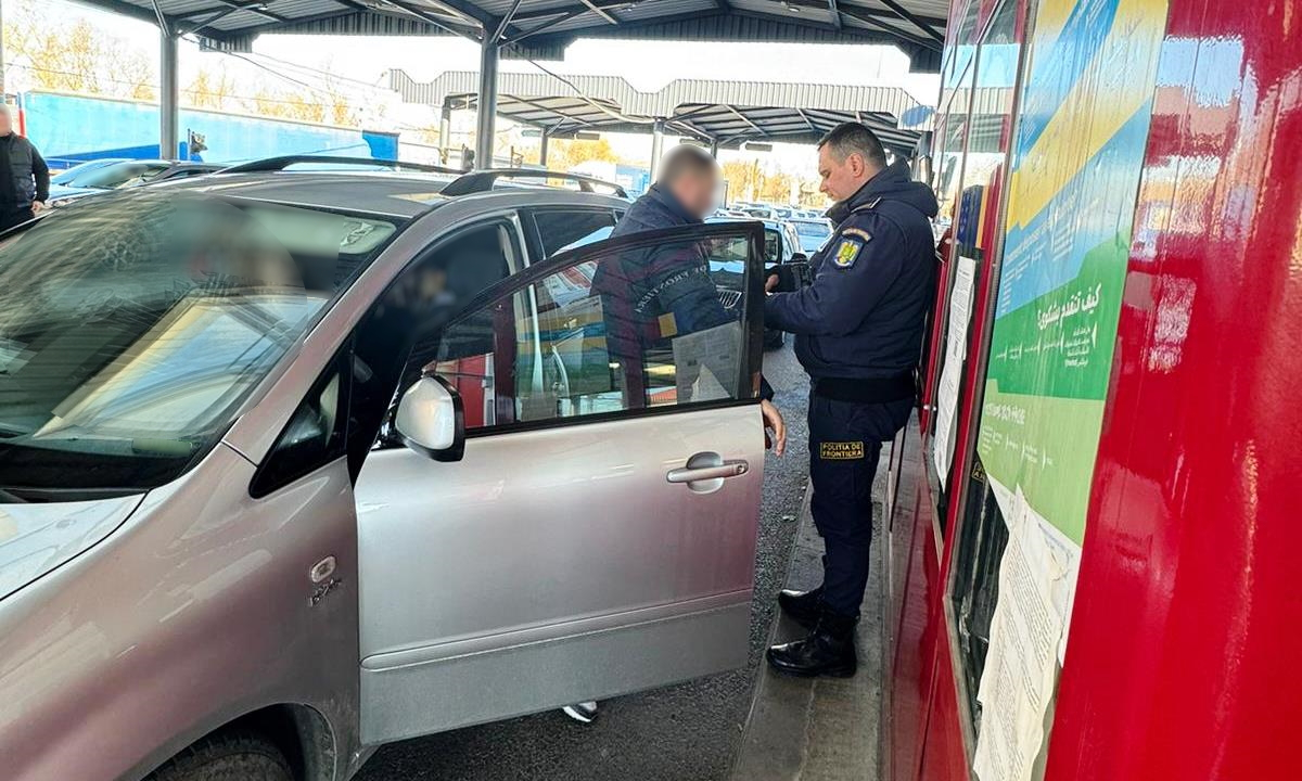 La trecerea frontierei, cu o poliță RCA falsă