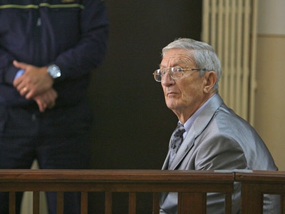 Fostul general Victor Atanasie Stănculescu rămâne în închisoare 