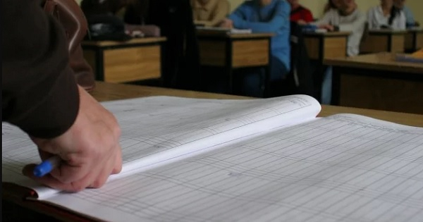 Sindicatele cer plata navetei profesorilor