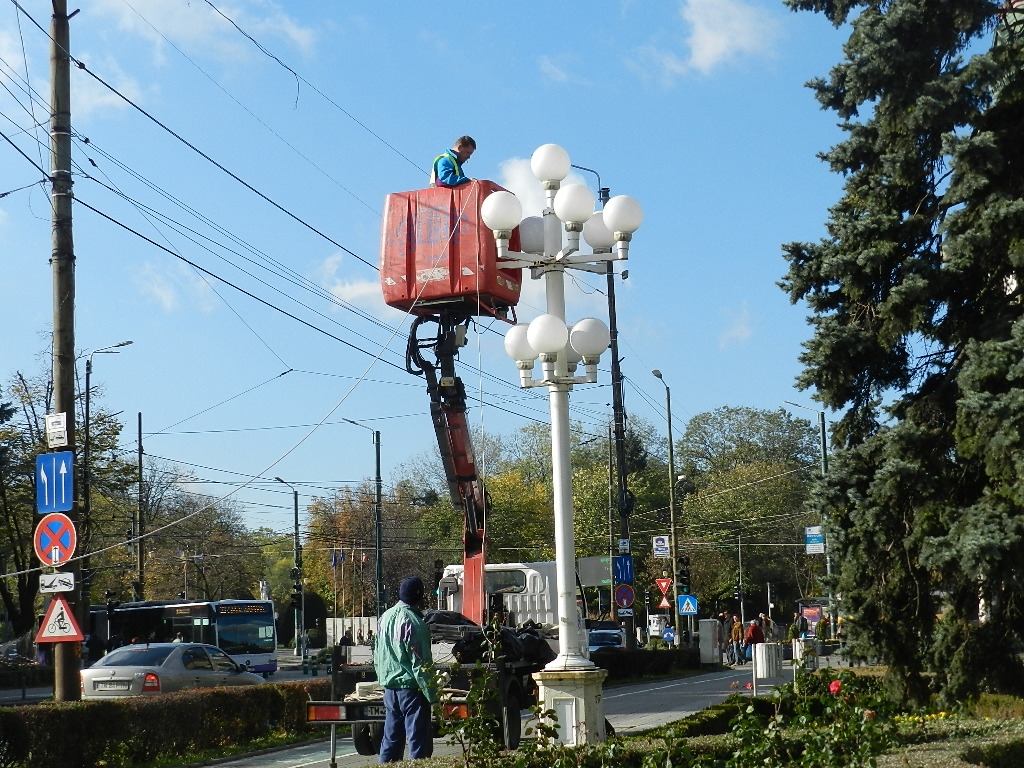 Noaptea, în Galaţi, cartiere întregi în beznă 