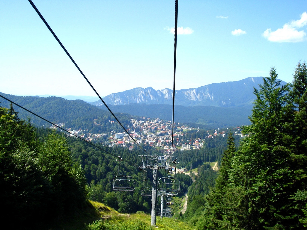 Campania VL „Eu vara nu dorm”/ De câţi bani aveţi nevoie pentru vacanţa în Azuga şi Predeal