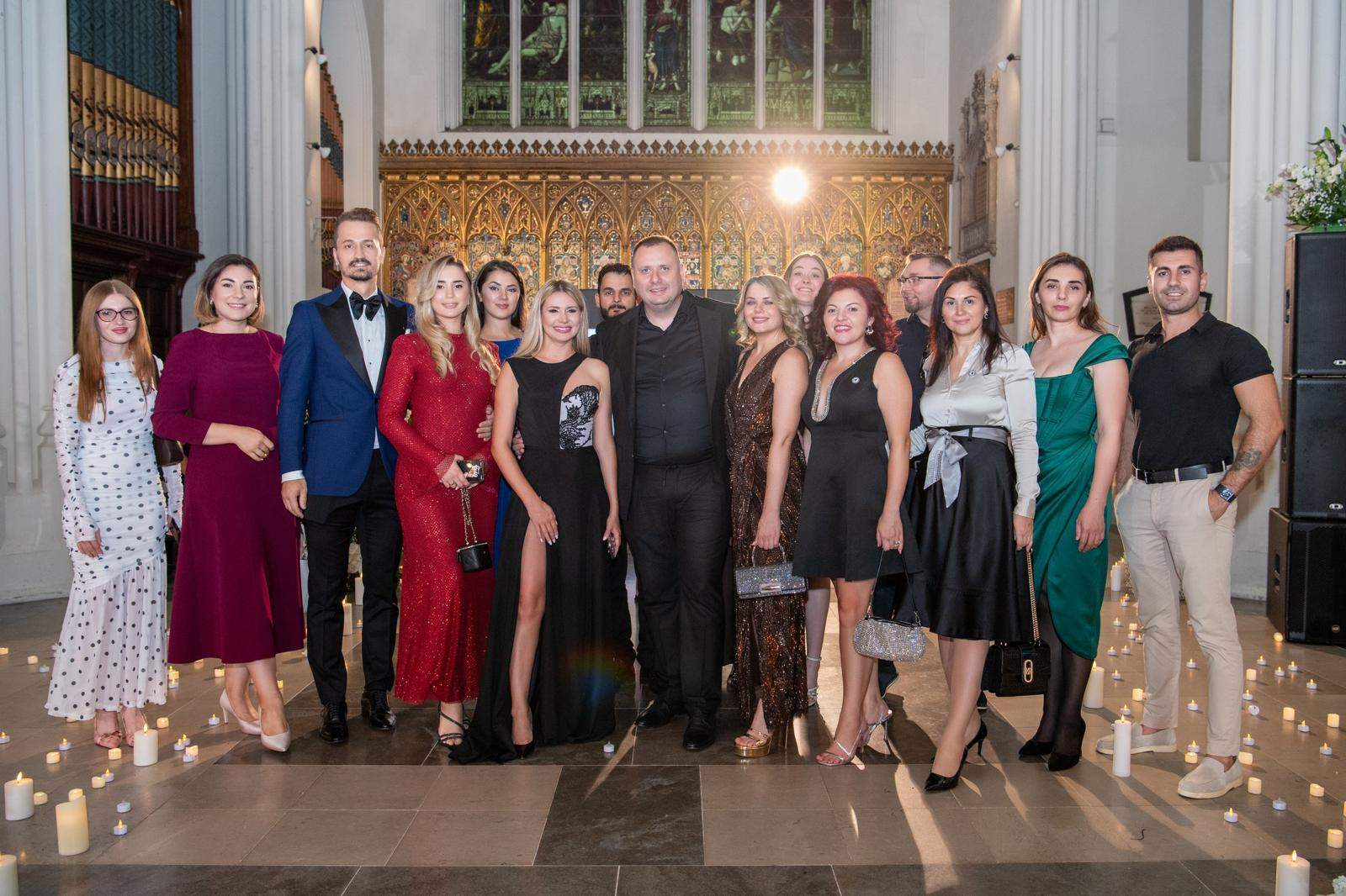 Azi e milionar în lire sterline. Dar trenul i-a fost casă