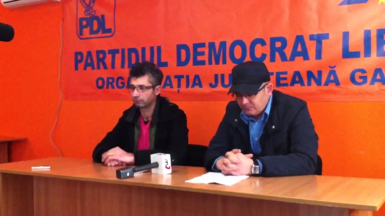 Ciumacenco şi Resmeriţă NU vor fi SANCŢIONAŢI/ Fuziunea cu PNL îi scapă pe liderii PDL de DEMITERE