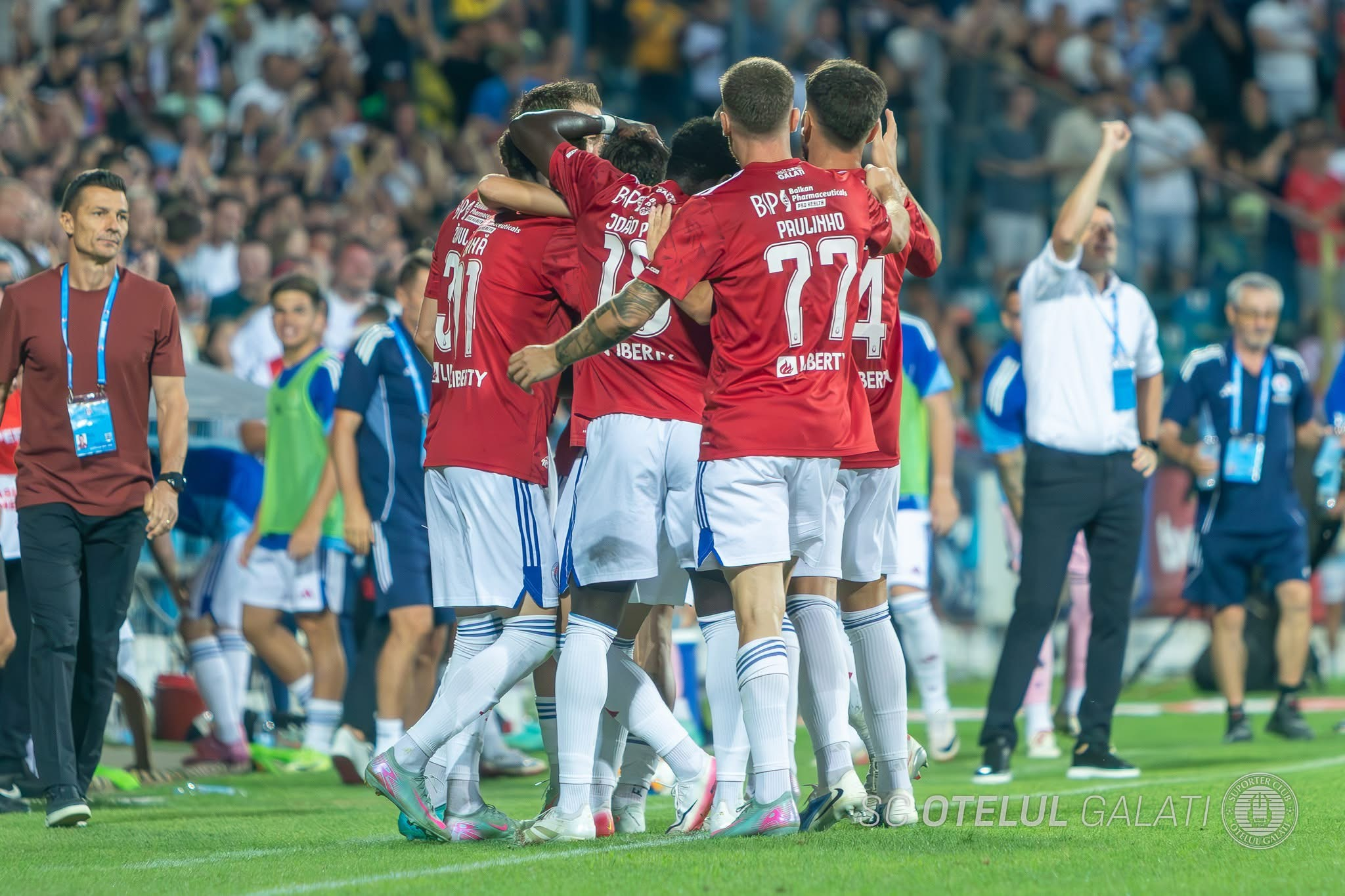 Oțelul este în căutare de patru noi jucători