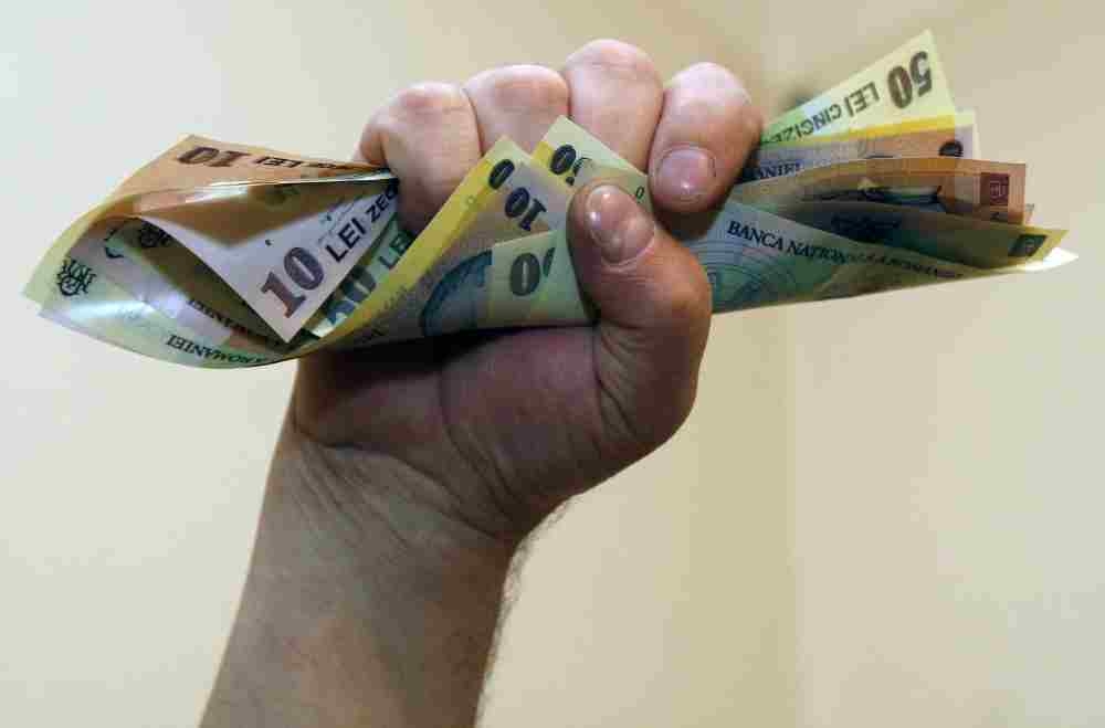 Câţi BANI ar putea primi Galaţiul pentru CĂLDURĂ, în urma rectificării bugetare de vineri