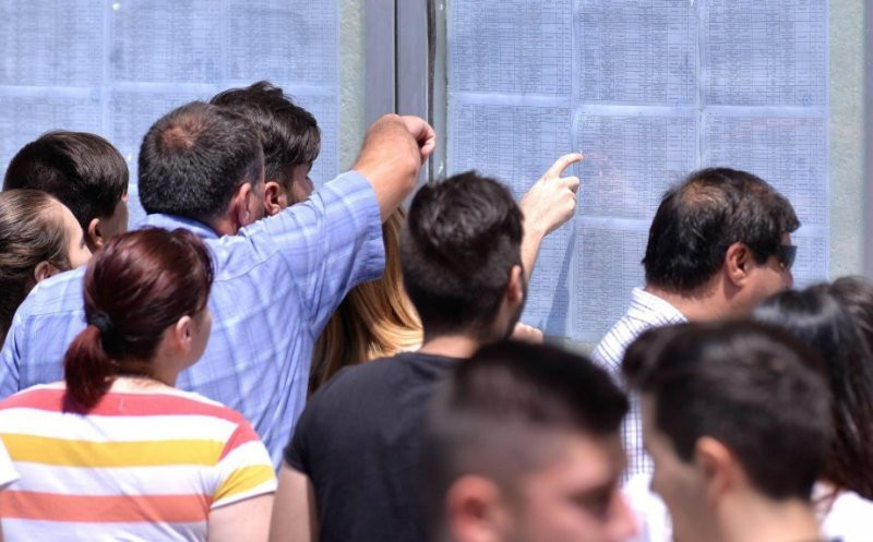 Părinți nemulțumiți din cauza notelor slabe obținute de copii la bacalaureat