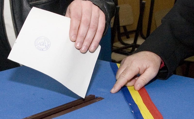Gălăţenii se pronunţă în privinţa candidaţilor