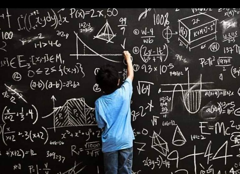 Două mențiuni şi șapte medalii, la Olimpiada Națională de Matematică