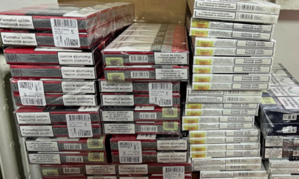 Contrabandă cu țigări moldoveneşti, pe străzile Galaţiului