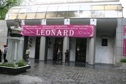 Mozart, dirijat de un spaniol