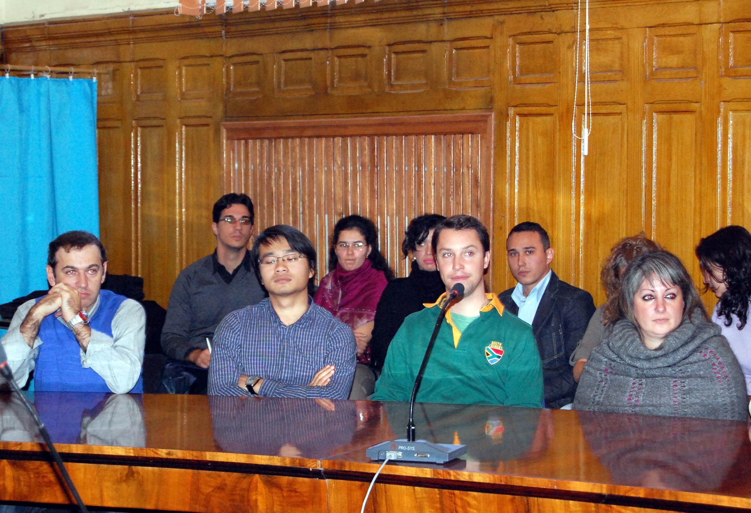 Stranierii de la Universitatea „Dunărea de Jos”- 52 de studenţi din 9 ţări