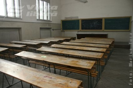 Astăzi se deschid universităţile gălăţene