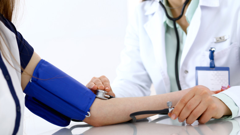 Ce servicii medicale sunt decontate de stat. Consultații și analize gratuite inclusiv pentru românii fără asigurare