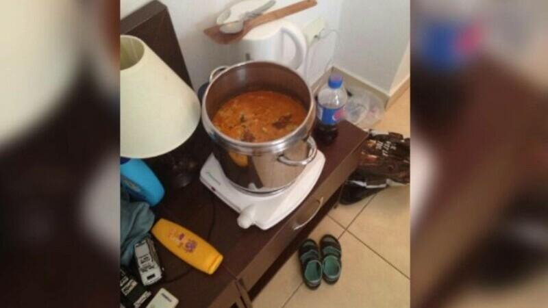 Turiști prinși când își făceau ciorbă în camera de hotel