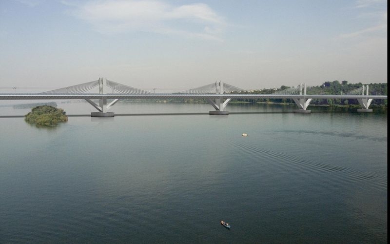 Un parlamentar gălăţean întreabă: Când va fi construit podul peste Dunăre de la Brăila?