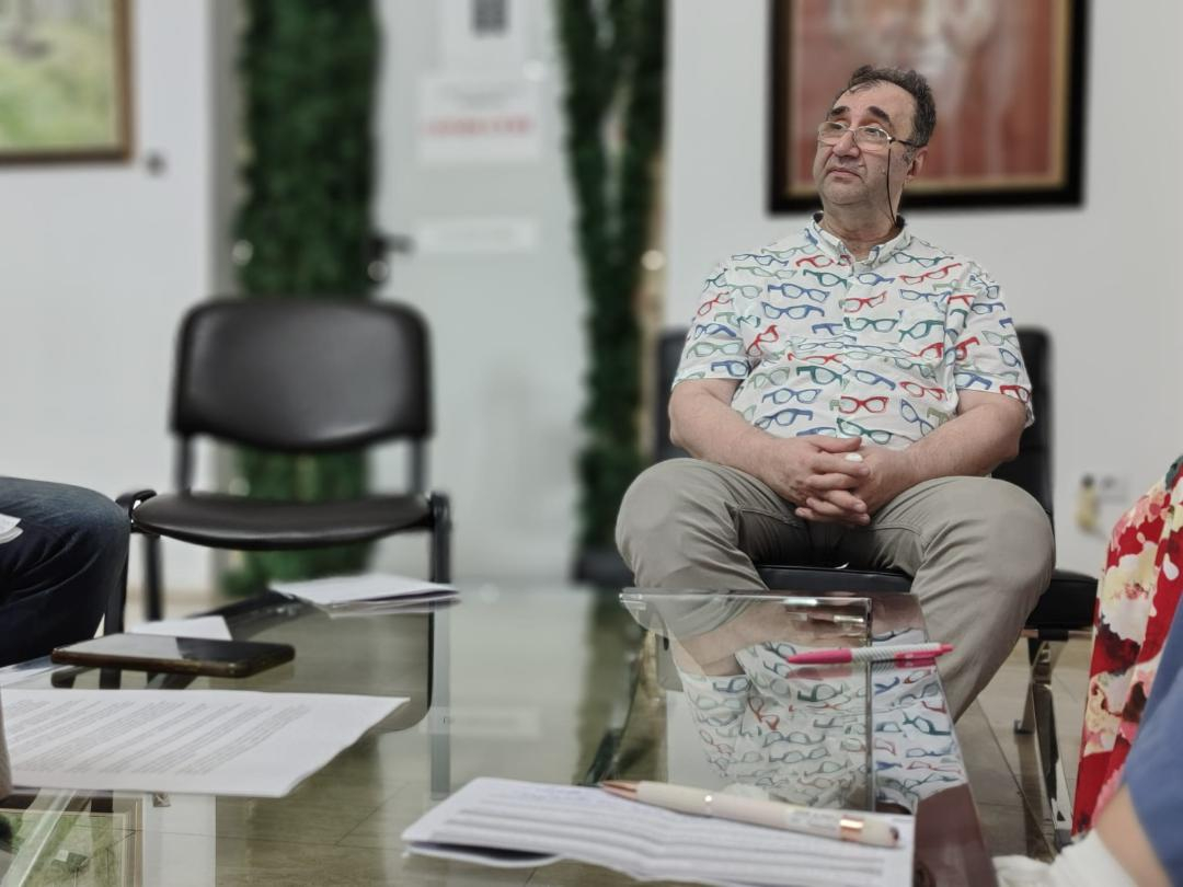 Texte despre pasărea sinelui, la Cenaclul "Noduri şi Semne"