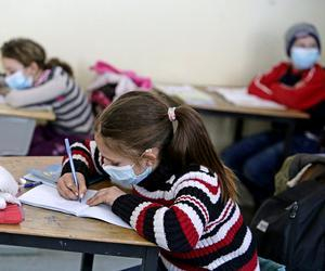 Elevii claselor a II-a susţin Evaluarea naţională