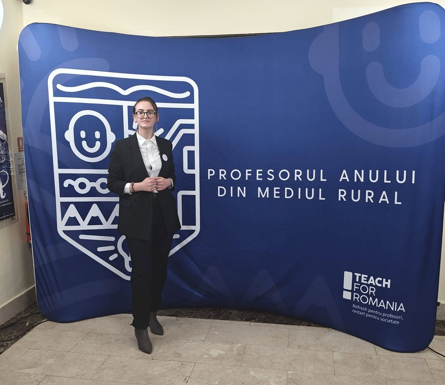 Elevă din Rădești, în juriul „Profesorul anului din mediul rural”: „Educația de calitate trebuie să ajungă la toți copiii, indiferent de locul în care învață”