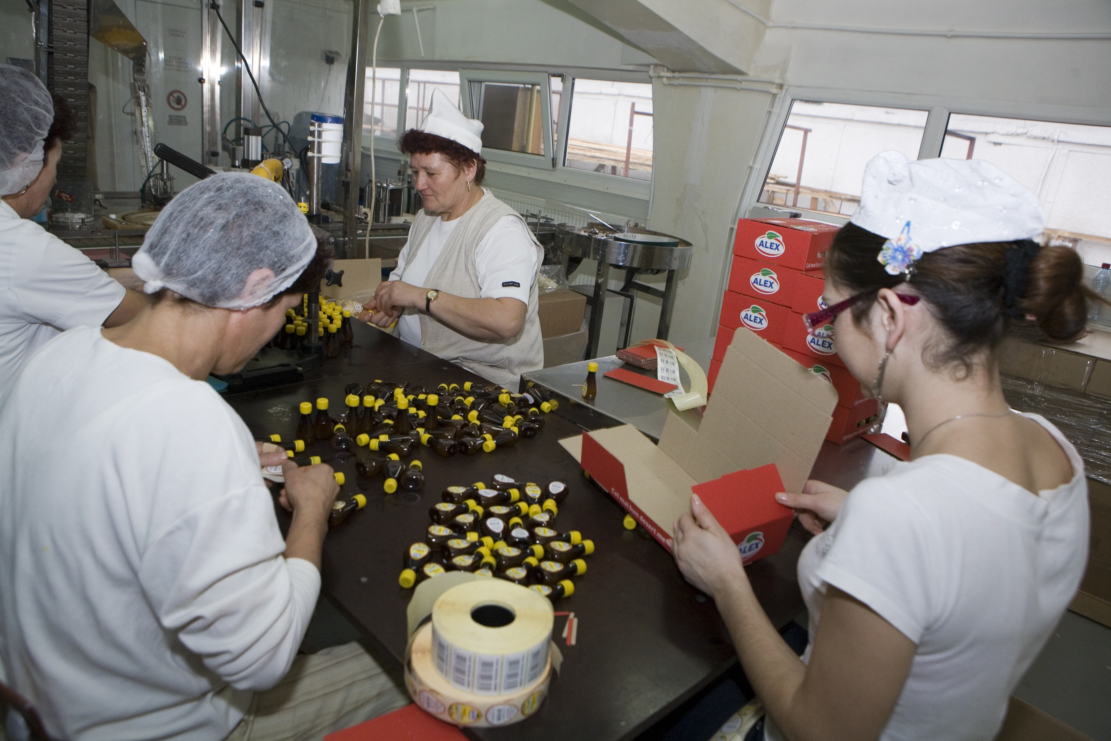 Campania VL „Ei ţin Galaţiul în viaţă!”: La Alex&Comp, profit din afaceri cu mirodenii