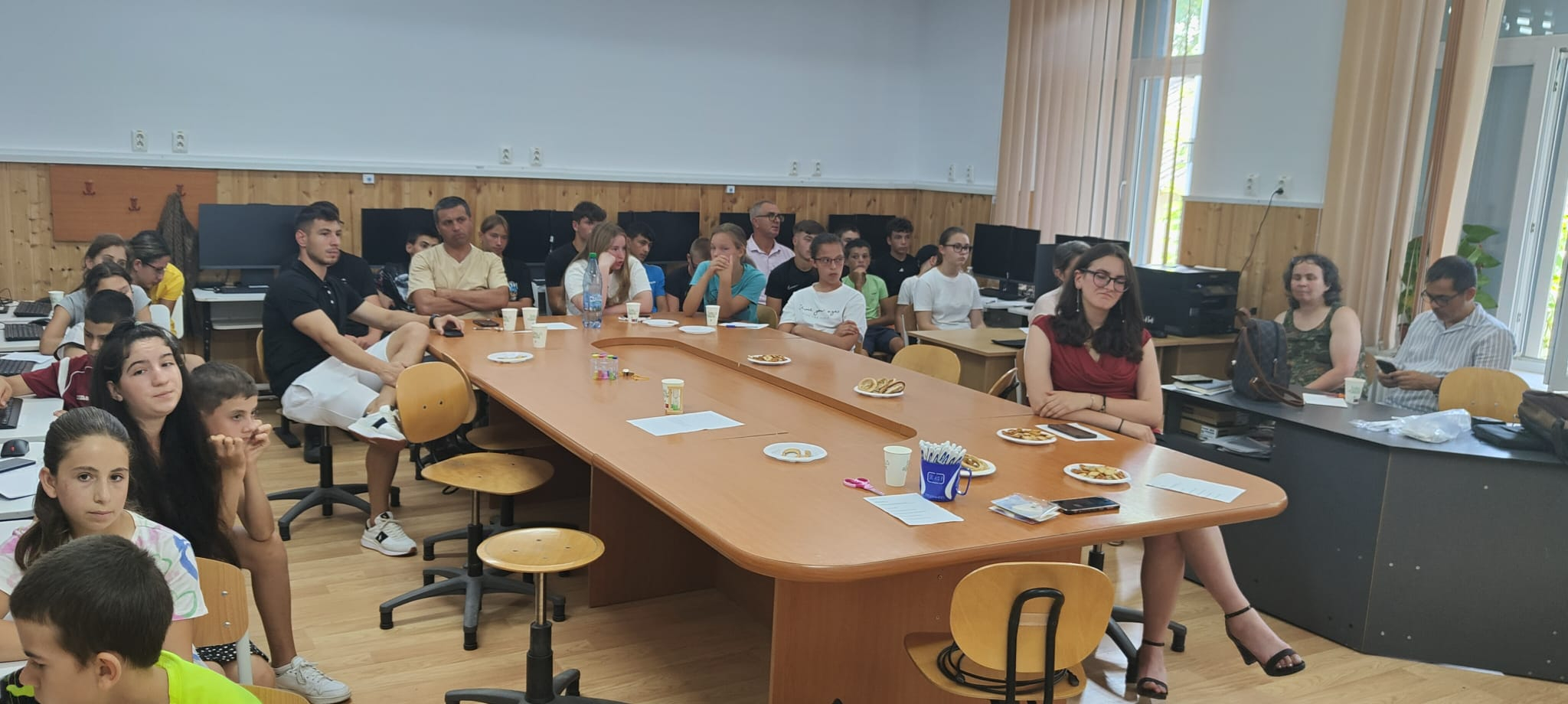 Elevii din Rădești, faţă în faţă cu provocările viitorului