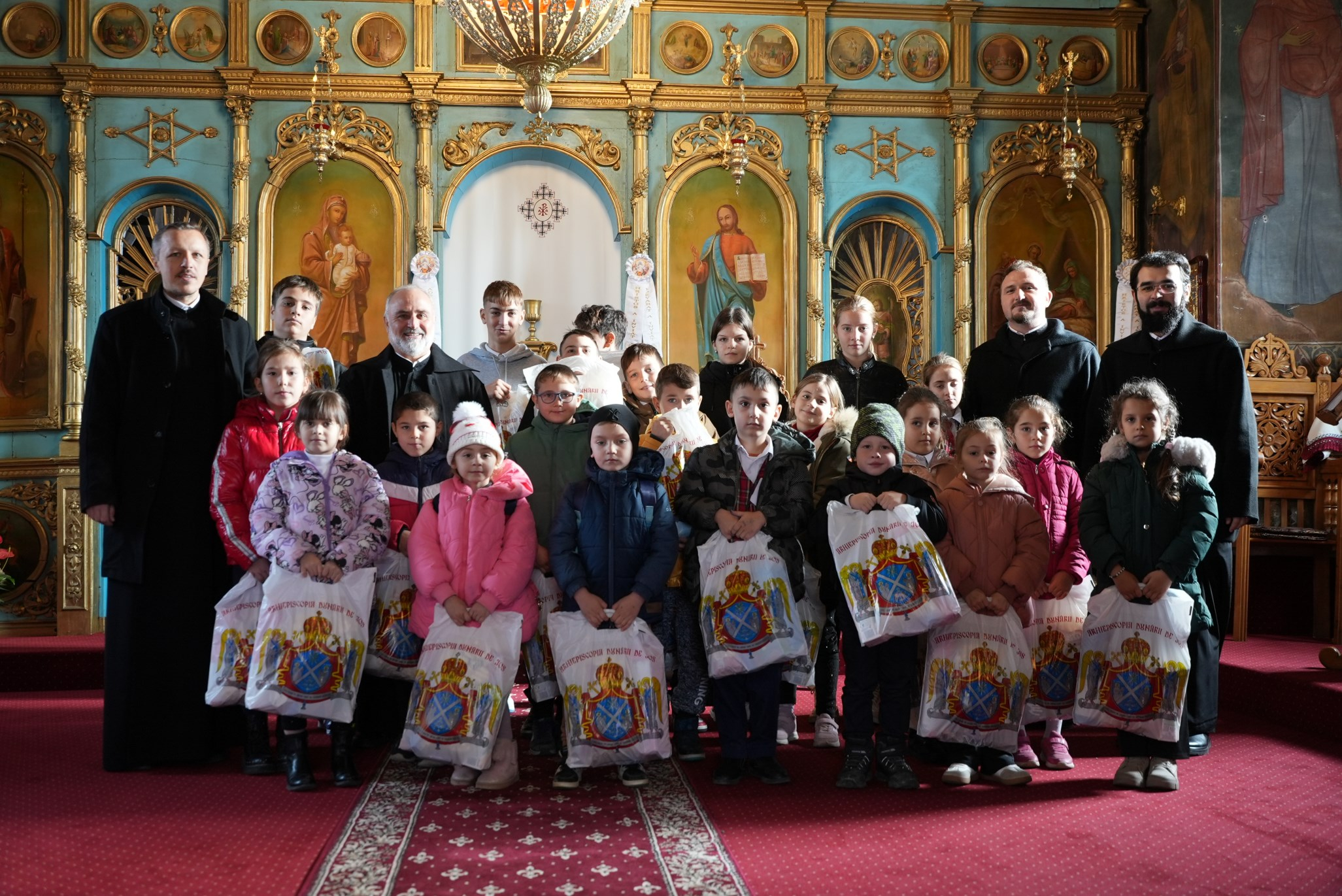 De Sf. Nicolae, daruri de la Brăila pentru copiii sinistrați