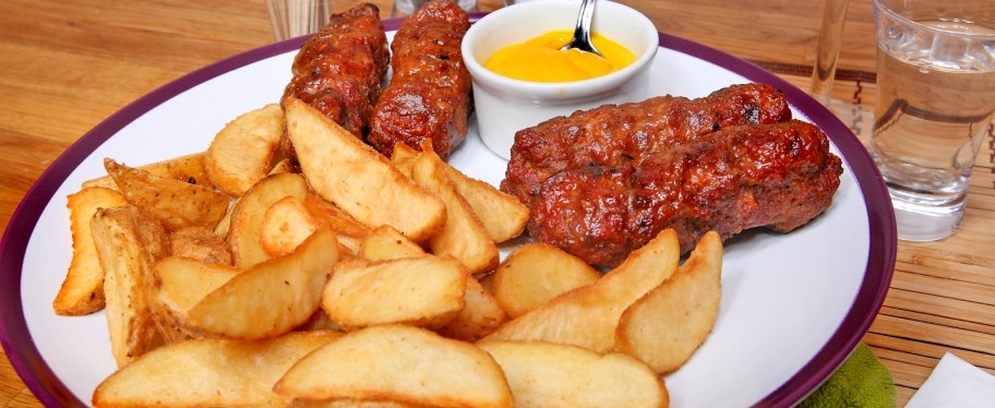 De ce MÂNCĂRURILE TRADIȚIONALE ne fac mai mult rău decât bine