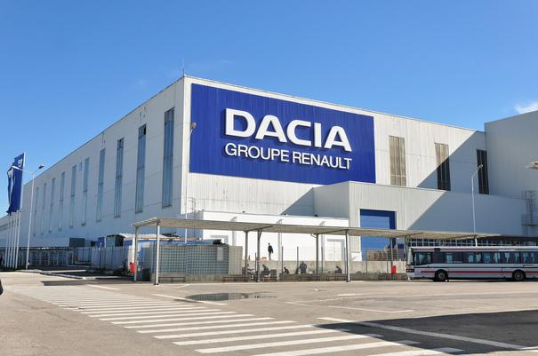 Un român va prelua conducerea DACIA