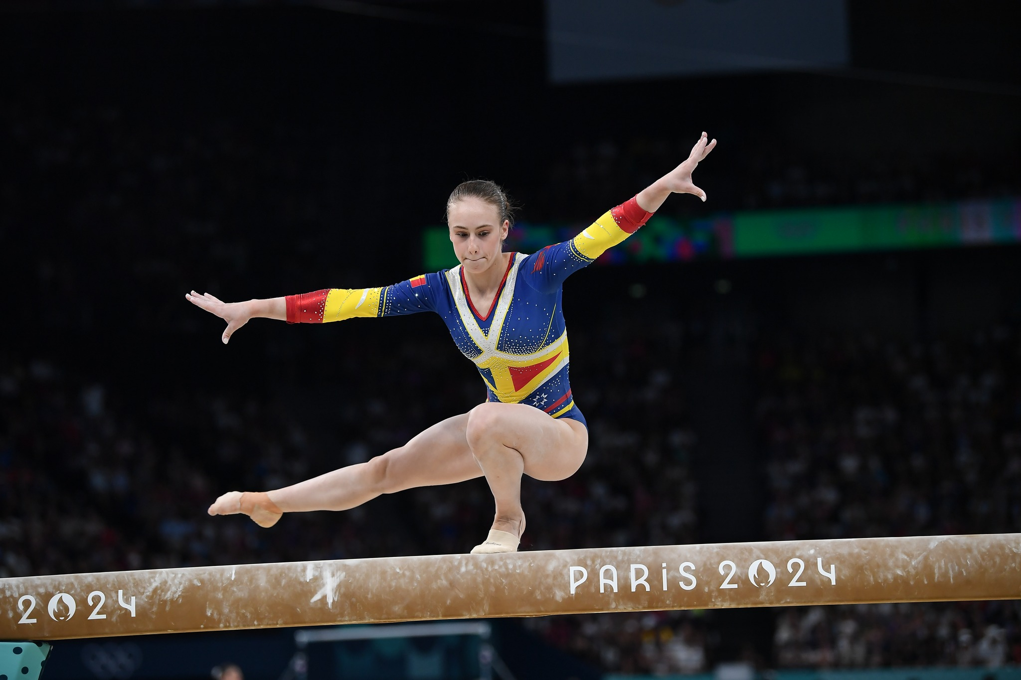 Calificări în finale la canotaj, locul 7 la gimnastică