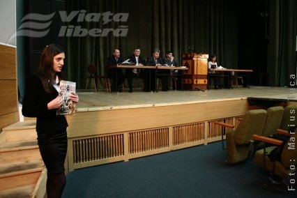 Sesiune ştiinţifică şi multe lansări