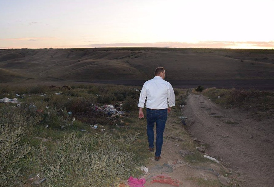 Dreapta nu se poate conduce cu Stângă. În căutarea unui lider