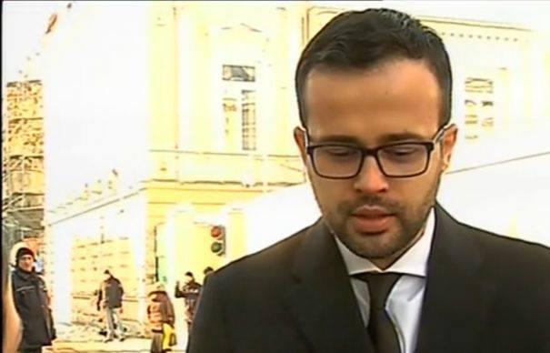 Şi aplecaţi, şi cu banii luaţi