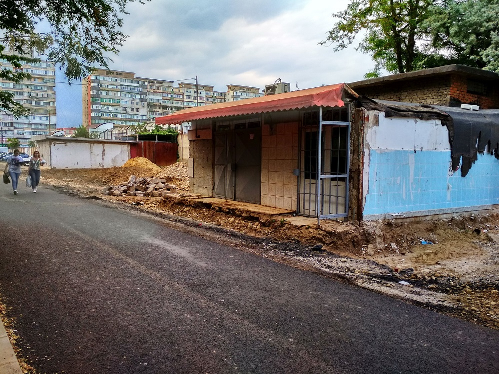 Peste 45.000 de lei pentru demolarea unei maghernițe