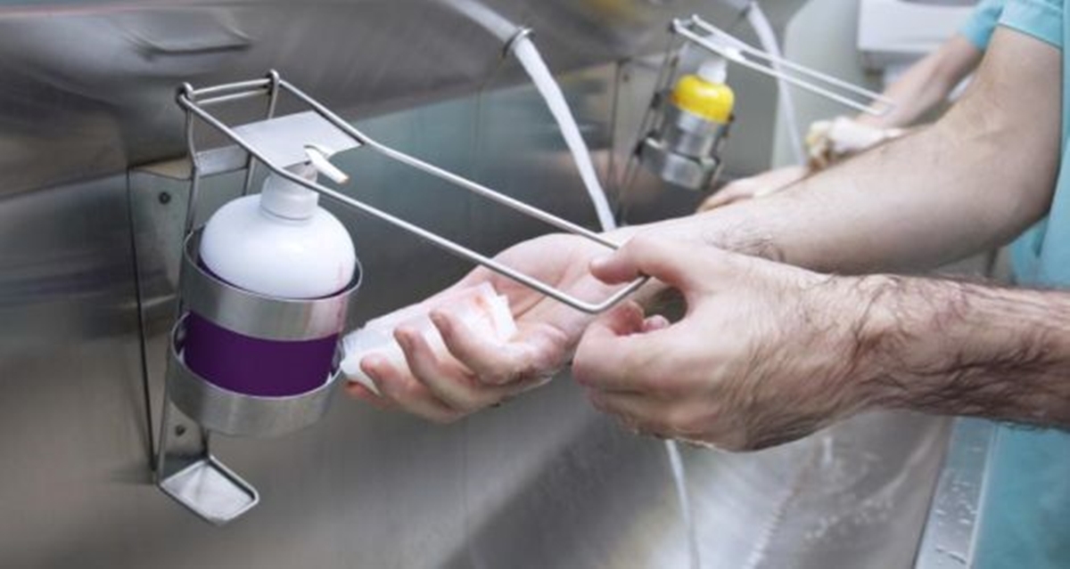 SCANDALUL dezinfectanţilor diluaţi/ NU mai există probe neconforme în spitalele gălăţene