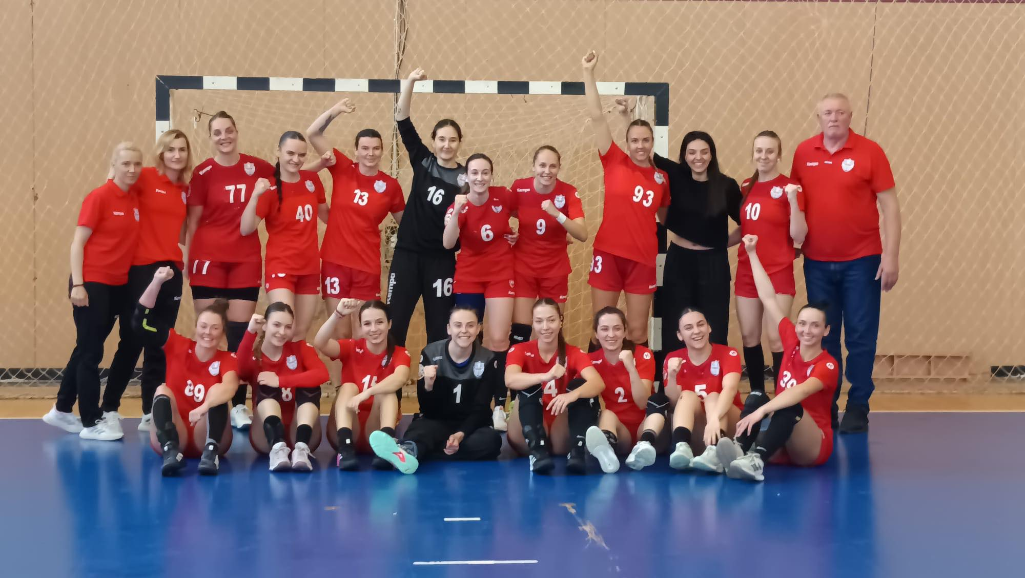 Handbalistele de la CSM Galaţi au promovat în Liga Florilor