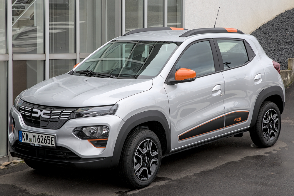 Avantaje și dezavantaje ale mașinilor electrice