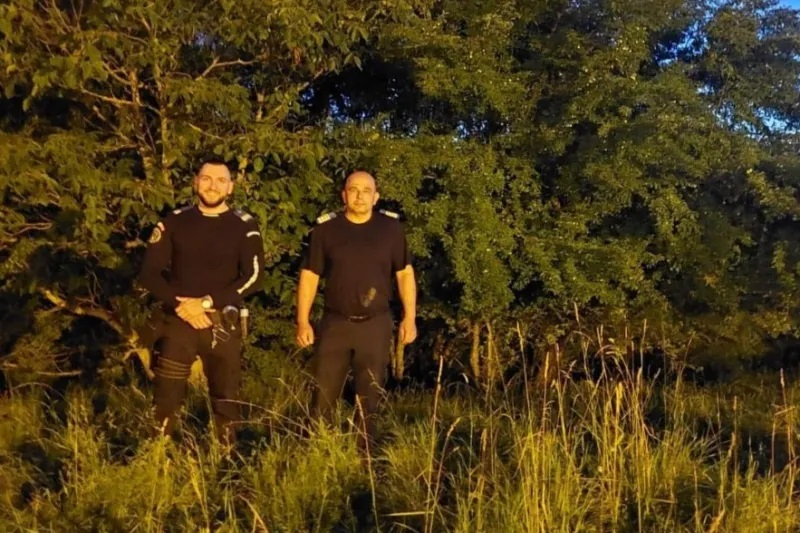 Un copil cu mâna fracturată și-a salvat prietenul de la înec