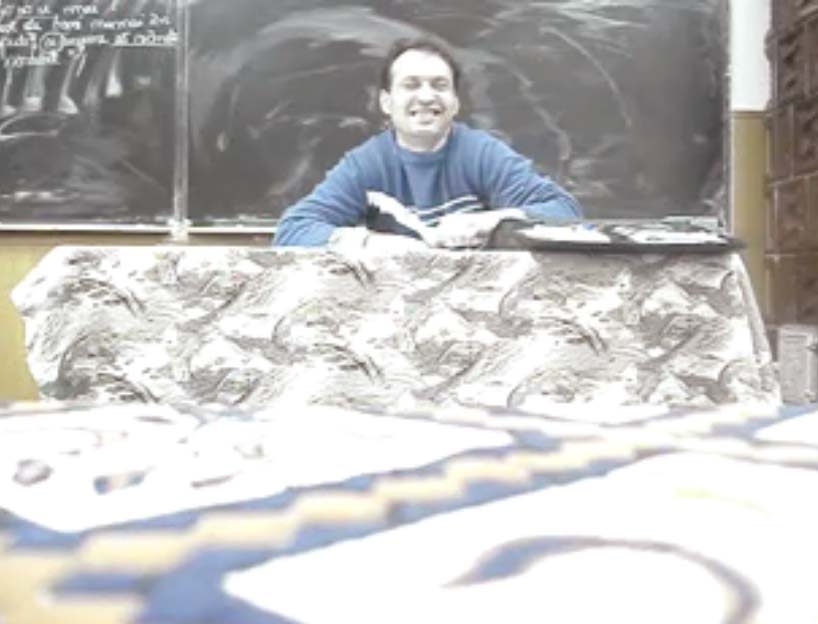 Profesorul cu vise erotice vrea să ajungă primar (VIDEO)