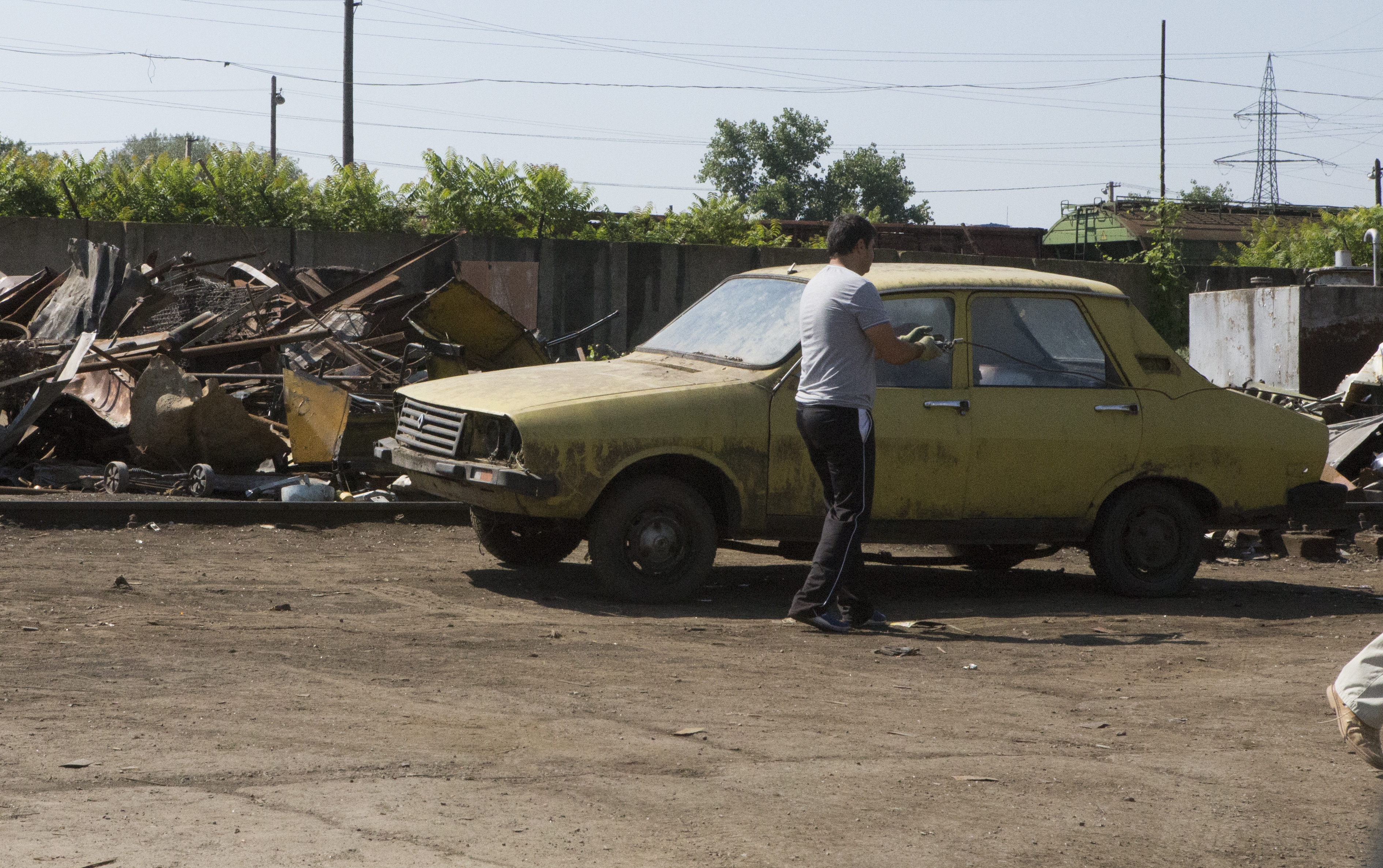 "Rabla 2013", bătaie de joc la adresa solicitanţilor. Gălăţenii acuză că tichetele se dau pe sub masă