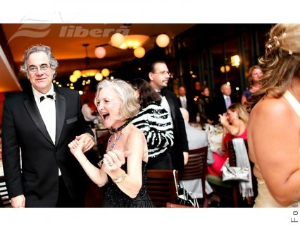 Oraşul semizeilor de sâmbătă noaptea