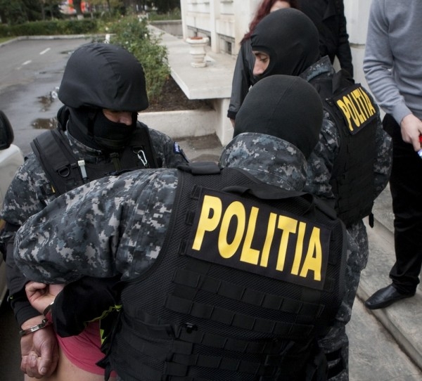 Dosarul "Stâna morţii" - Unuia dintre fraţii Enache "i-a expirat" mandatul