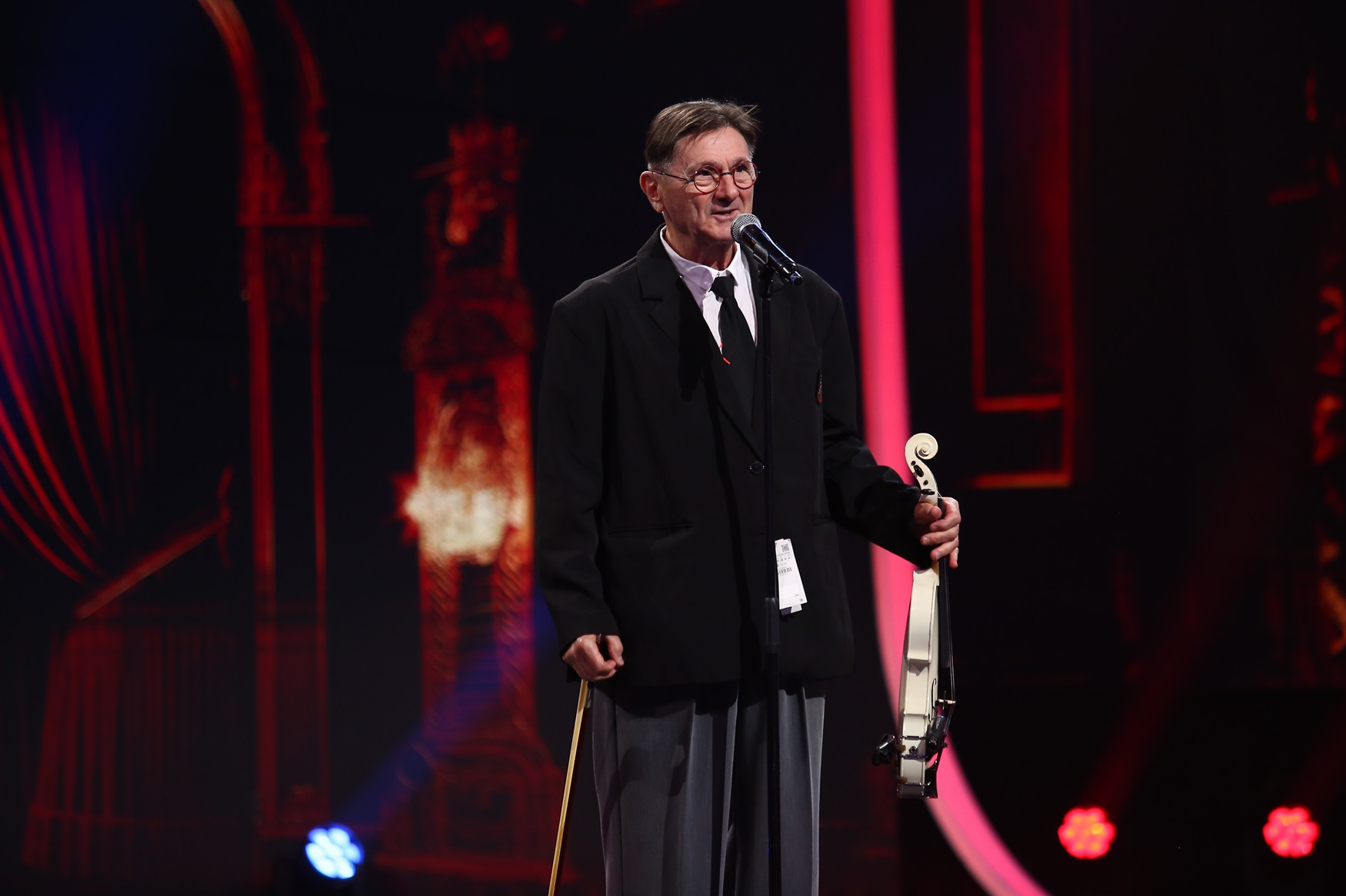 Maestrul Radu Gheorghe, pe scena „iUmor”