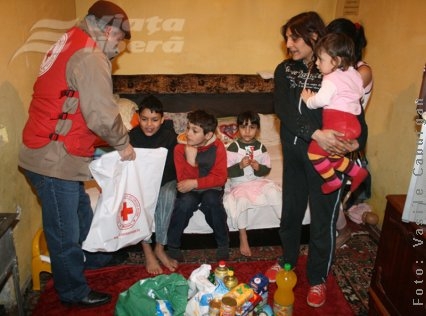 „Banca pentru Alimente” – bucuria gălăţenilor sărmani 