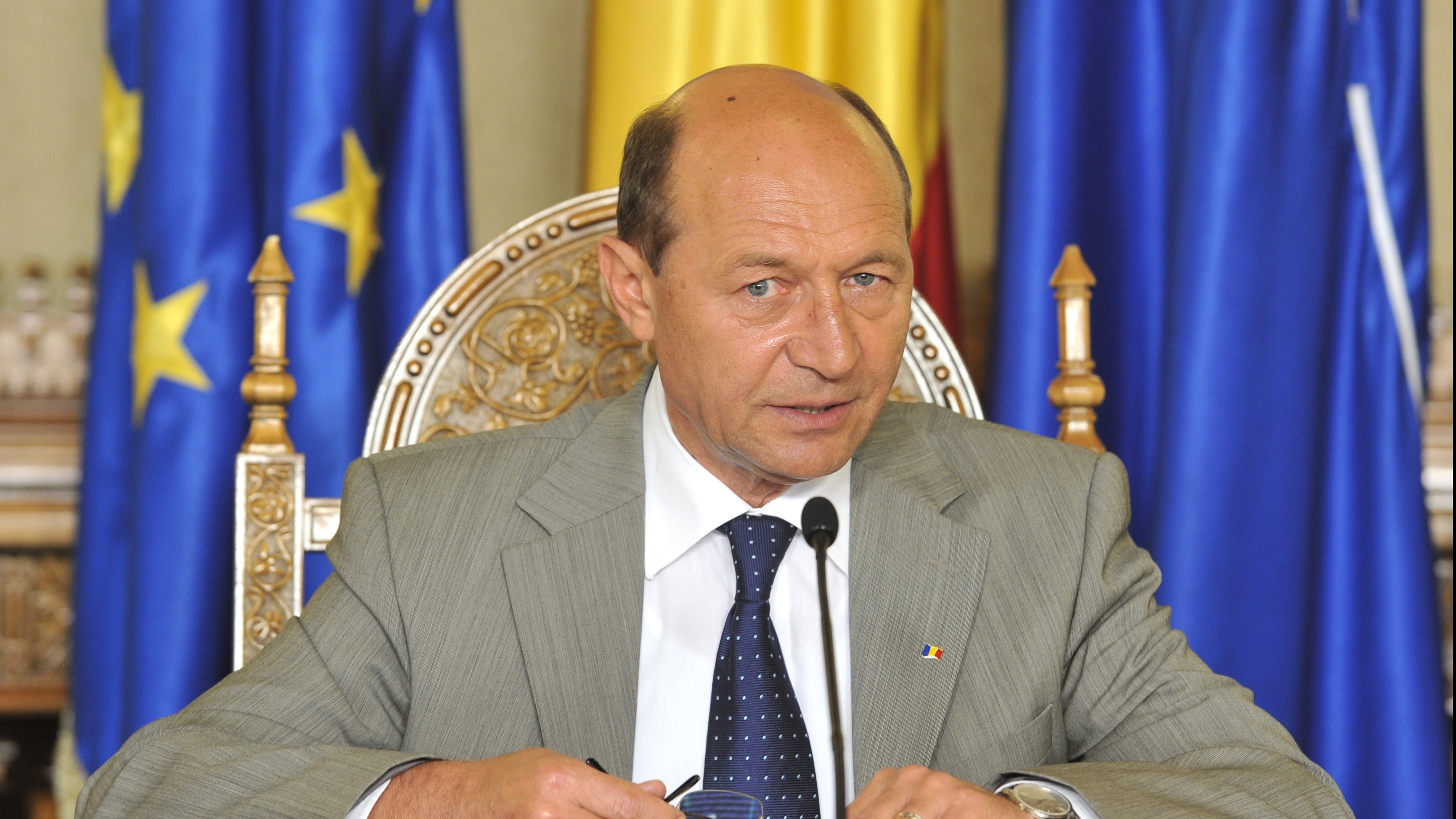 Fostul preşedinte Traian Băsescu este aşteptat să sosească, sâmbătă, la Galaţi 