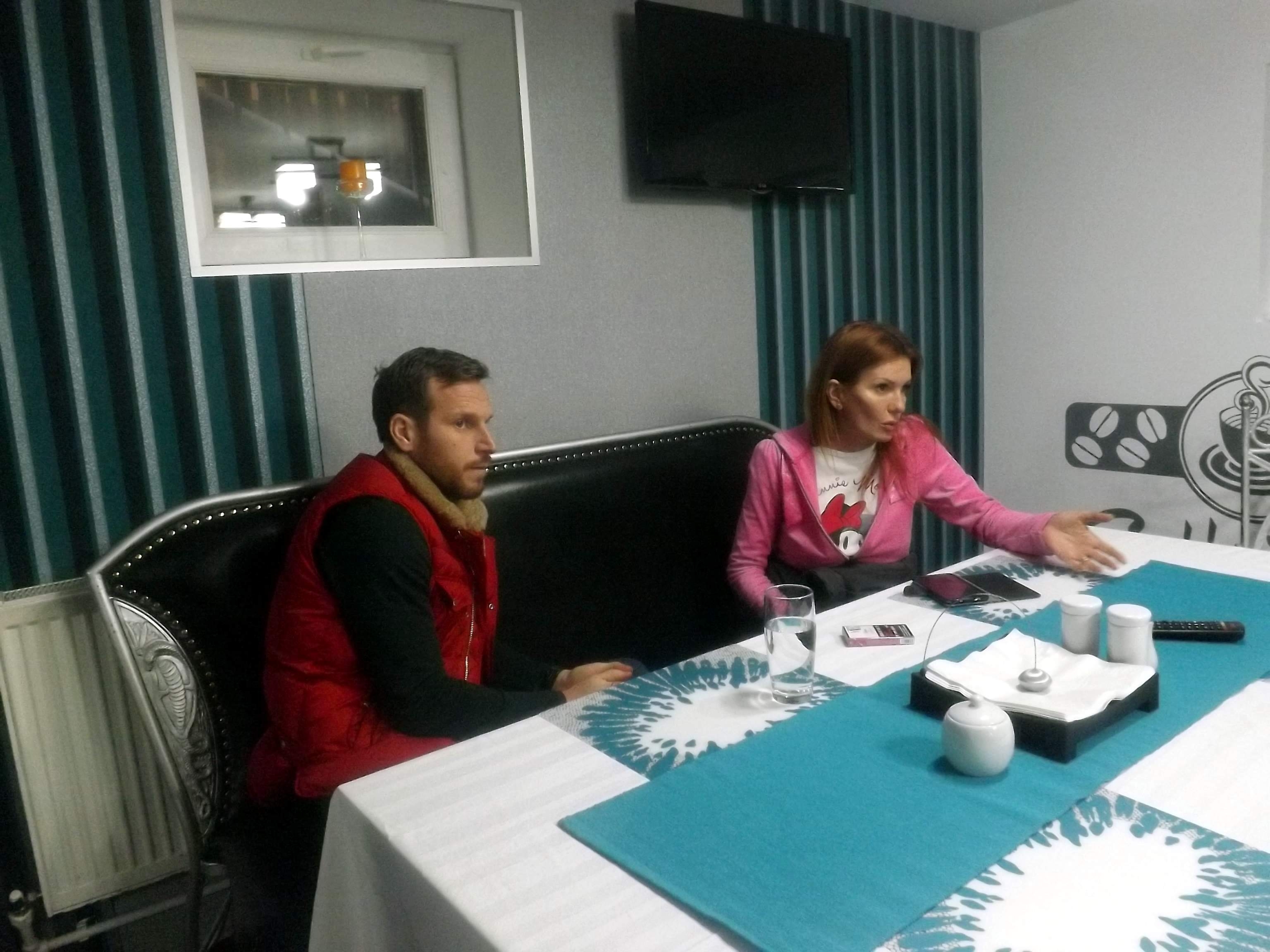 "La Spitalul de Copii eşti tratat ca la ÎNCHISOARE", potrivit soţiei fotbalistului Florin Cernat