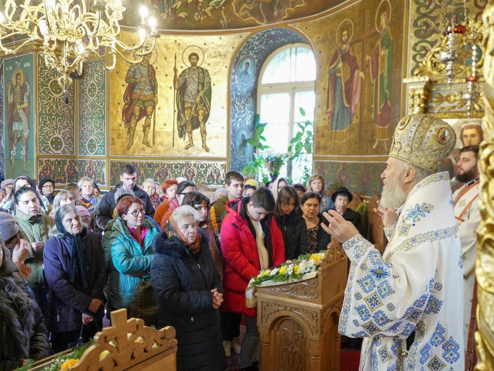 De Vovidenie, credincioșii au fost îndemnați să devină „Îngeri ai Bucuriei!”