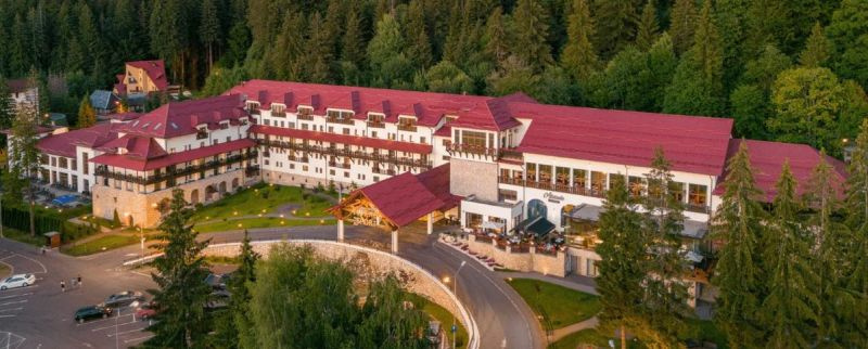 Cine şi cât câştigă din industria ospitalităţii în România