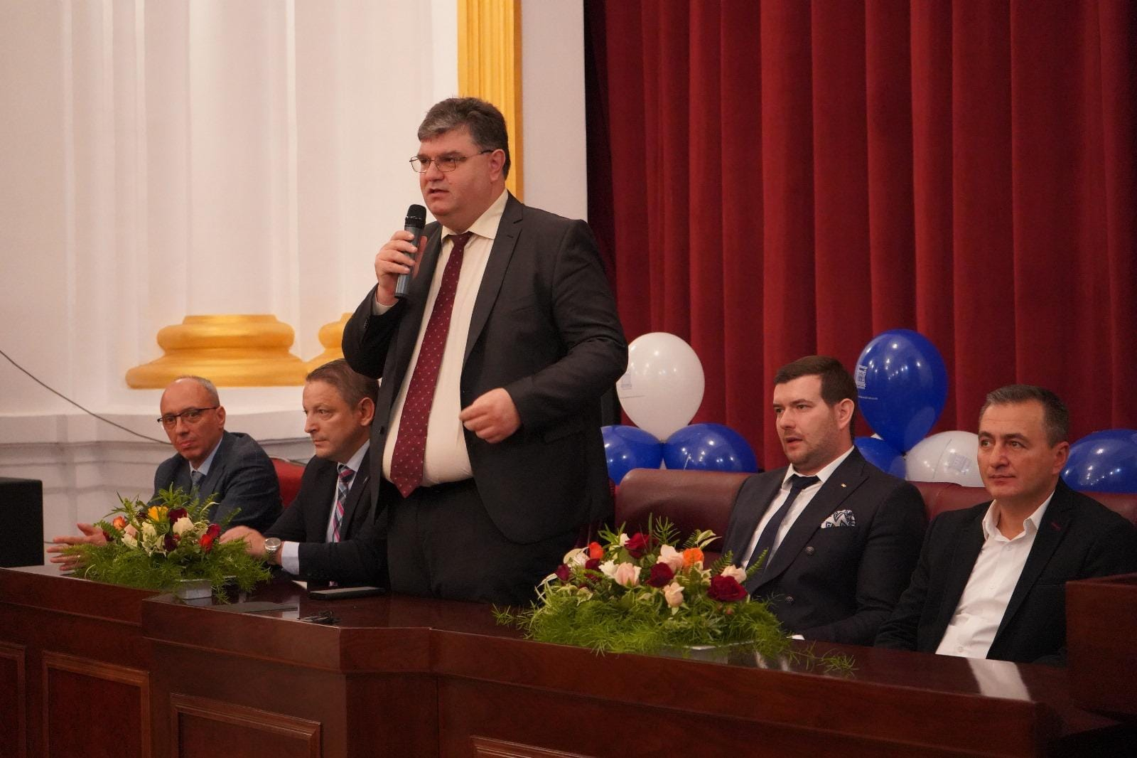 Ce-şi doreşte rectorul Universităţii "Dunărea de Jos", în noul an: cercetare şi educaţie de calitate la Galaţi