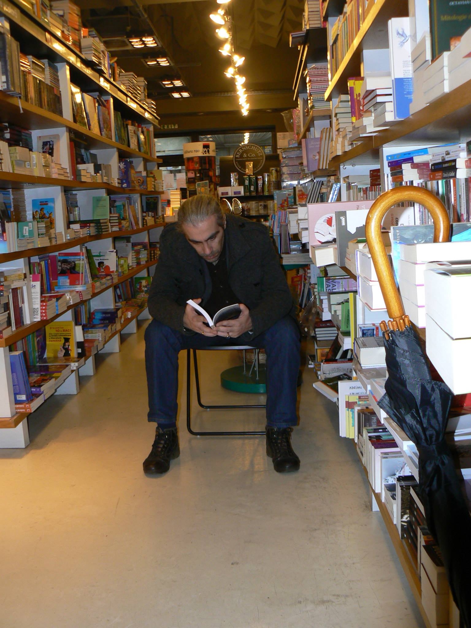 Cronică de cenaclu/ Între Preda şi Sorescu, Octav Miclescu