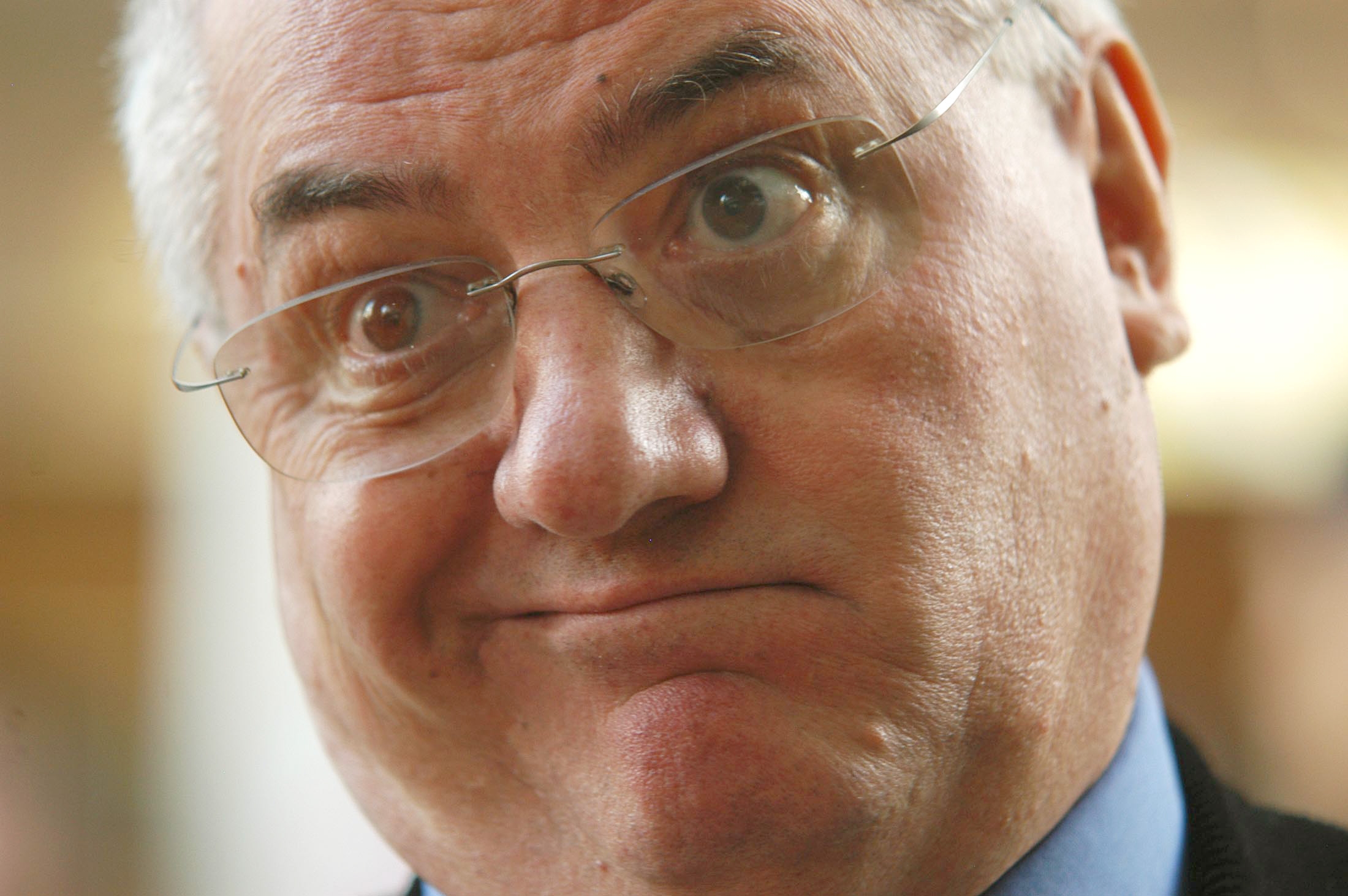 Oţelul nu-şi va primi banii din drepturile TV